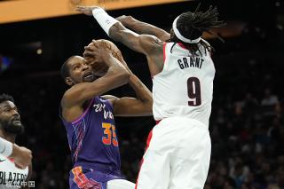 容与战术执 容与战术执